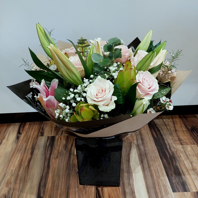 Pink & Black Floral bouquet